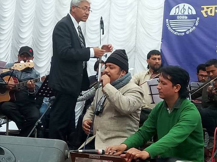 नारायण गोपालको झल्को मेटाए धादिङका यूवा गजलकार एवं गायक लालकाजी श्रष्ठले (भिडियो)