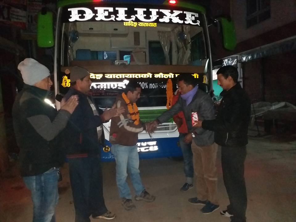 सोमबार देखी धादिङ-काठमाडौँ डिलक्स बस संचालनमा