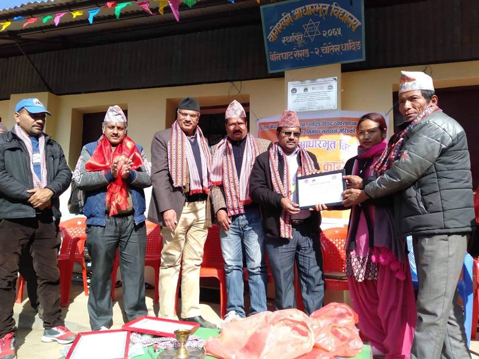 २ कोठे विद्यालय भवन सँगै ३ कोठे शौचालय र खानेपानी हस्तान्तरण (फोटो फिचर)