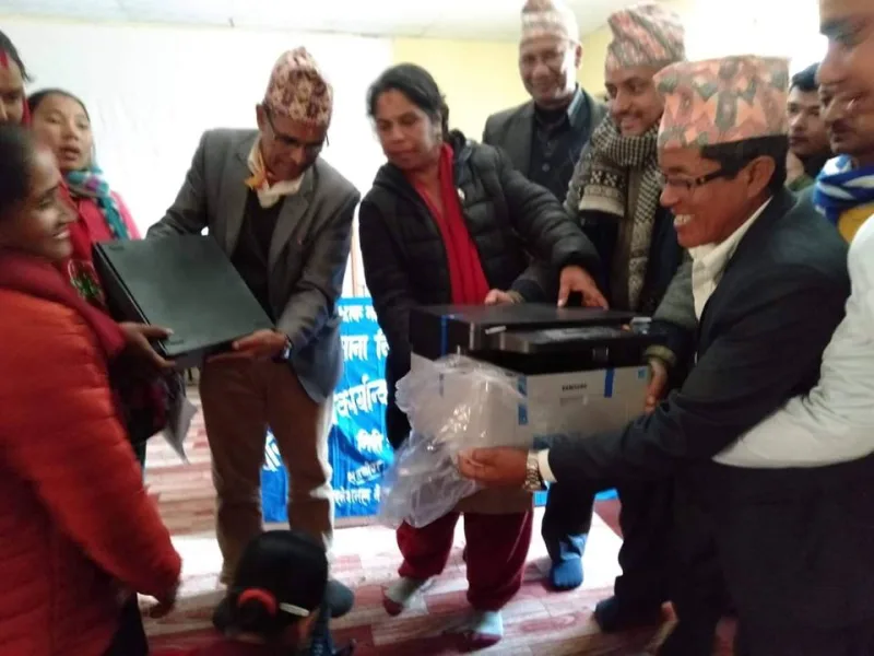प्रयास नेपाल धादिङद्वारा सहकारीलाई १ थान कम्प्युटर र प्रिन्टर वितरण