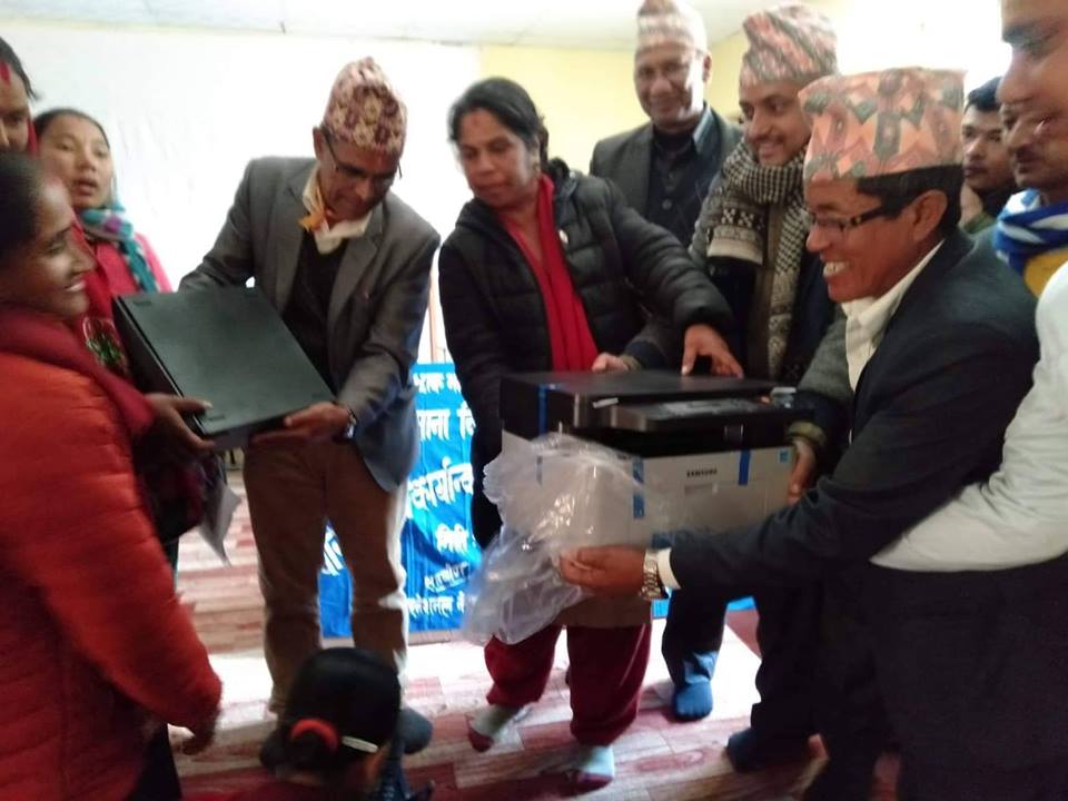 प्रयास नेपाल धादिङद्वारा सहकारीलाई १ थान कम्प्युटर र प्रिन्टर वितरण
