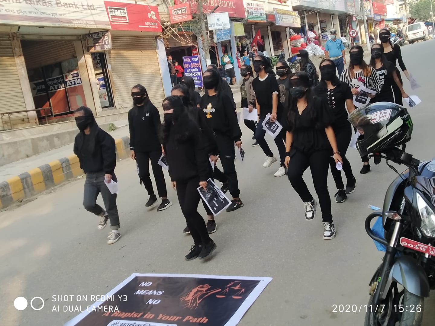 धादिङवेशींमा  बलात्कार विरुद्ध  प्रर्दशन