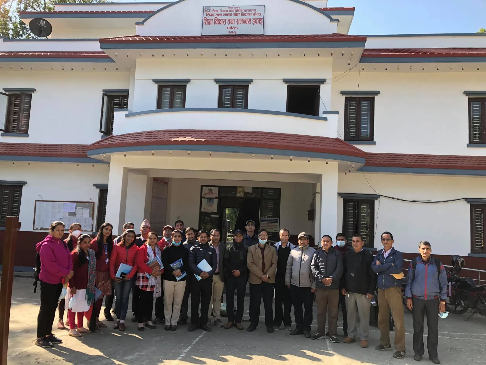 शिक्षा शाखाका प्रतिनिधिहरुका लागि धादिङवेशींमा अभिमुखीकरण कार्यक्रम संञ्चालन