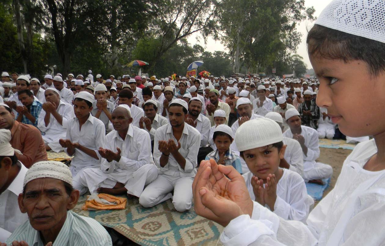 आज मुस्लिम समुदायले बकर इद पर्व मनाउँदै