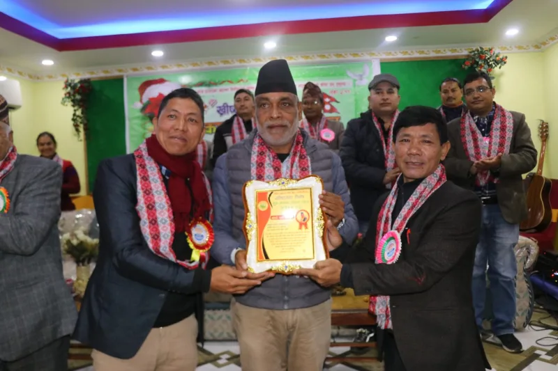 ईसाई धर्मावलम्बीहरुलाई सरकारले उपेक्षा ग¥यो : लेखबहादुर तामाङ