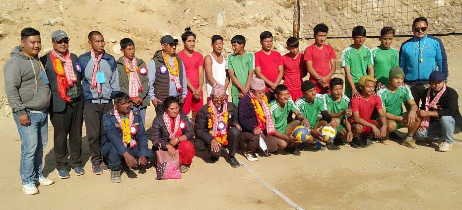धादिङको गंगाजमुना गाउँपालिकाको पैयुखर्कमा वडास्तरिय भलिवल प्रतियोगीता सुरु