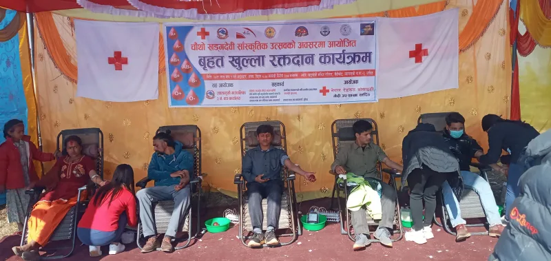 मैदी हटियामा बृहत खुल्ला रक्तदान, १ सय ४० जनाले रक्तदान गरे