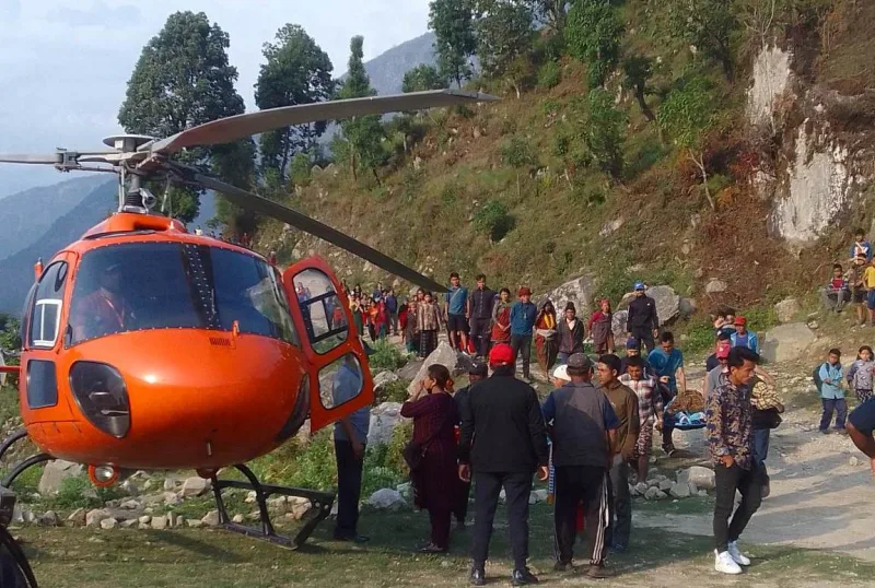 भिरबाट लडेका तामाङलाई हेलिकप्टरबाट काठमाडौ लगियो