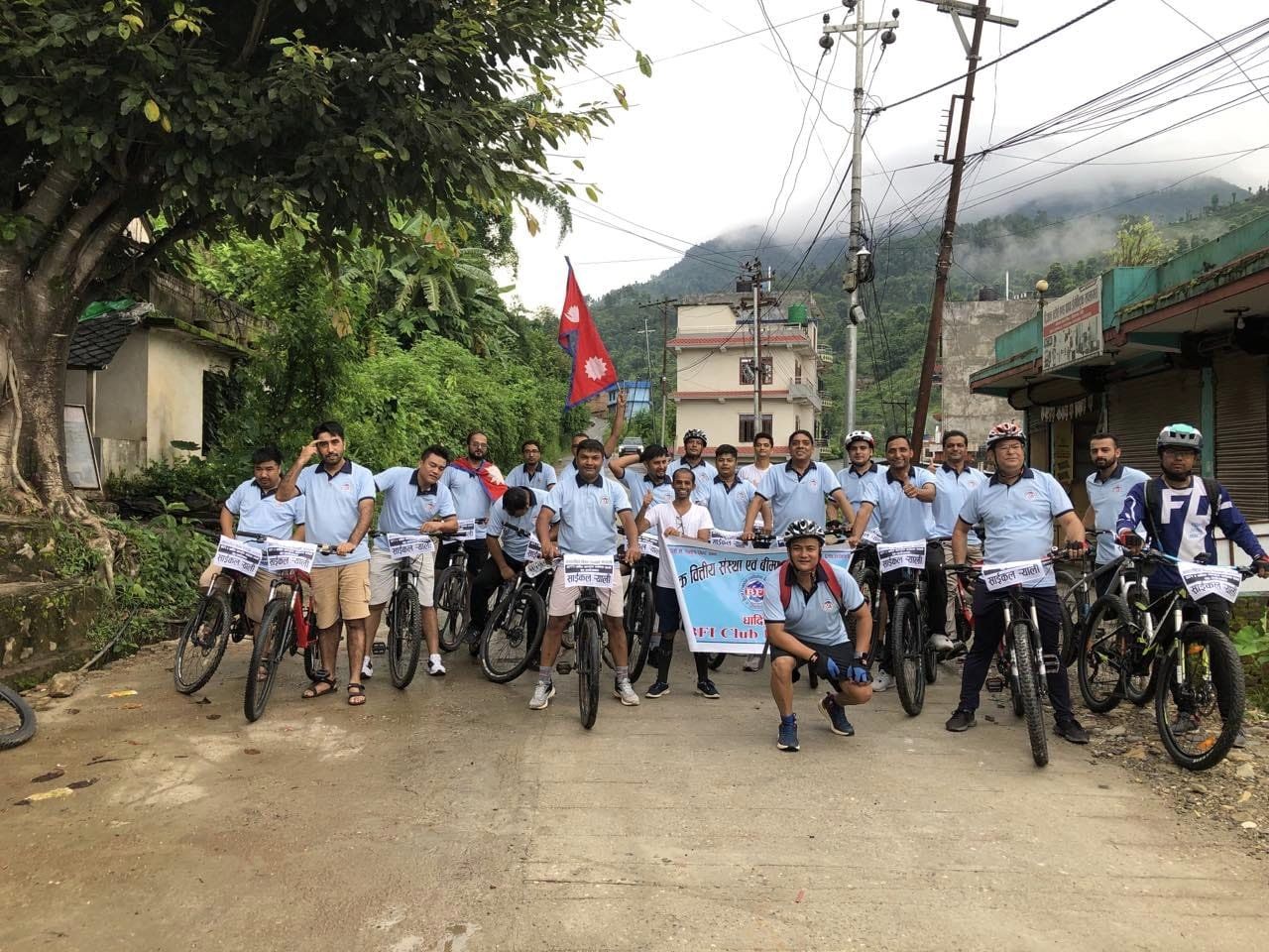 अन्र्तराष्ट्रिय मित्रता दिवसको अवसरमा धादिङबेसीमा साईकल ¥याली
