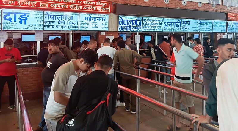 दशैँ शुरू नहुँदै काठमाण्डौ उपत्यकाबाट बाहिरिनेको सङ्ख्या बढ्यो