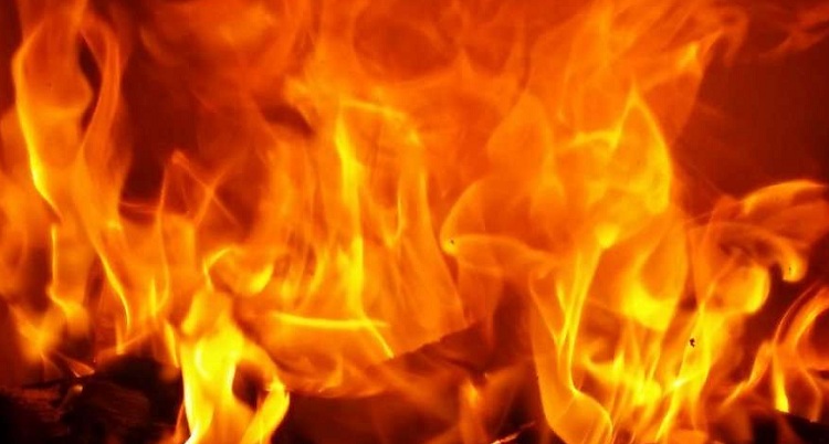 हुम्लाको खार्पुनाथ–२ थालीमा आगलागी : एक बालकको ज्यान गयो, आमा घाइते