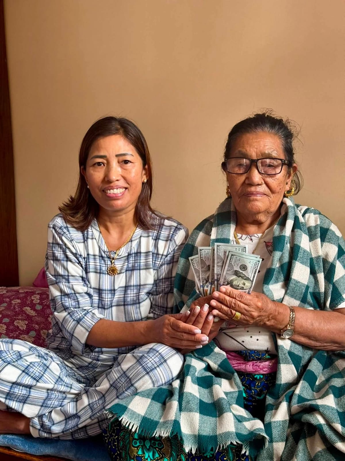 इजरायलबाट नेपाल आएकी सुनीमायाको बाढीपीडितलाई १ लाख ५ हजार सहयोग