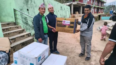 सिद्दलेक गाउँपालिकालाई स्वास्थ्य उपकरण तथा सामग्री हस्तान्तरण