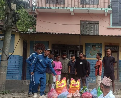 ठेकेदारले ज्याला नदिएर धादिङबेसीमा अलपत्र परेका मजदुरलाई नीलकण्ठ नगरपालिकाको दशैं राहत