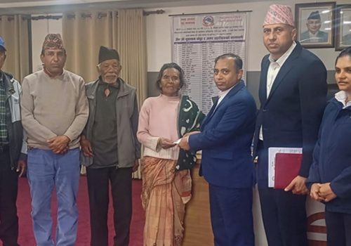 बहत्तर वर्षमा भुजेललाई नागरिकता
