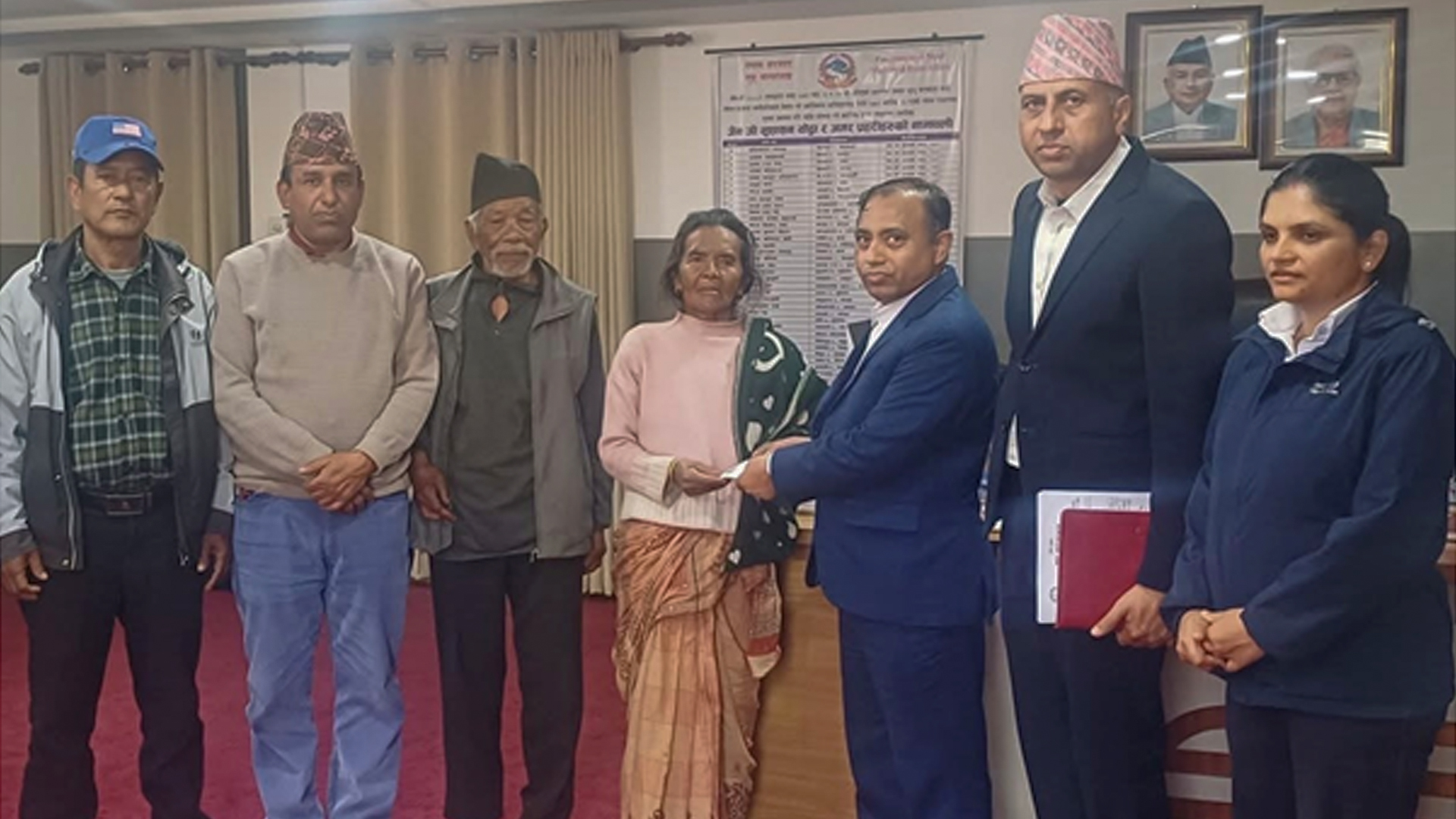 बहत्तर वर्षमा भुजेललाई नागरिकता