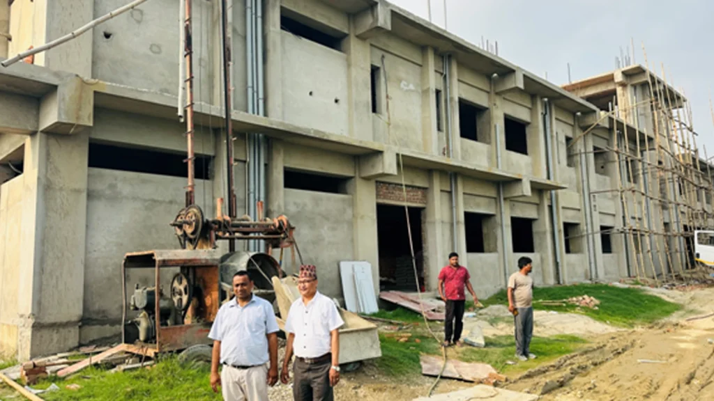 लहान नगर अस्पताल निर्माण अन्तिम चरणमा