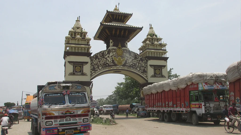१० महिनामा सात खर्ब ९४ अर्बको सामान भित्रियो