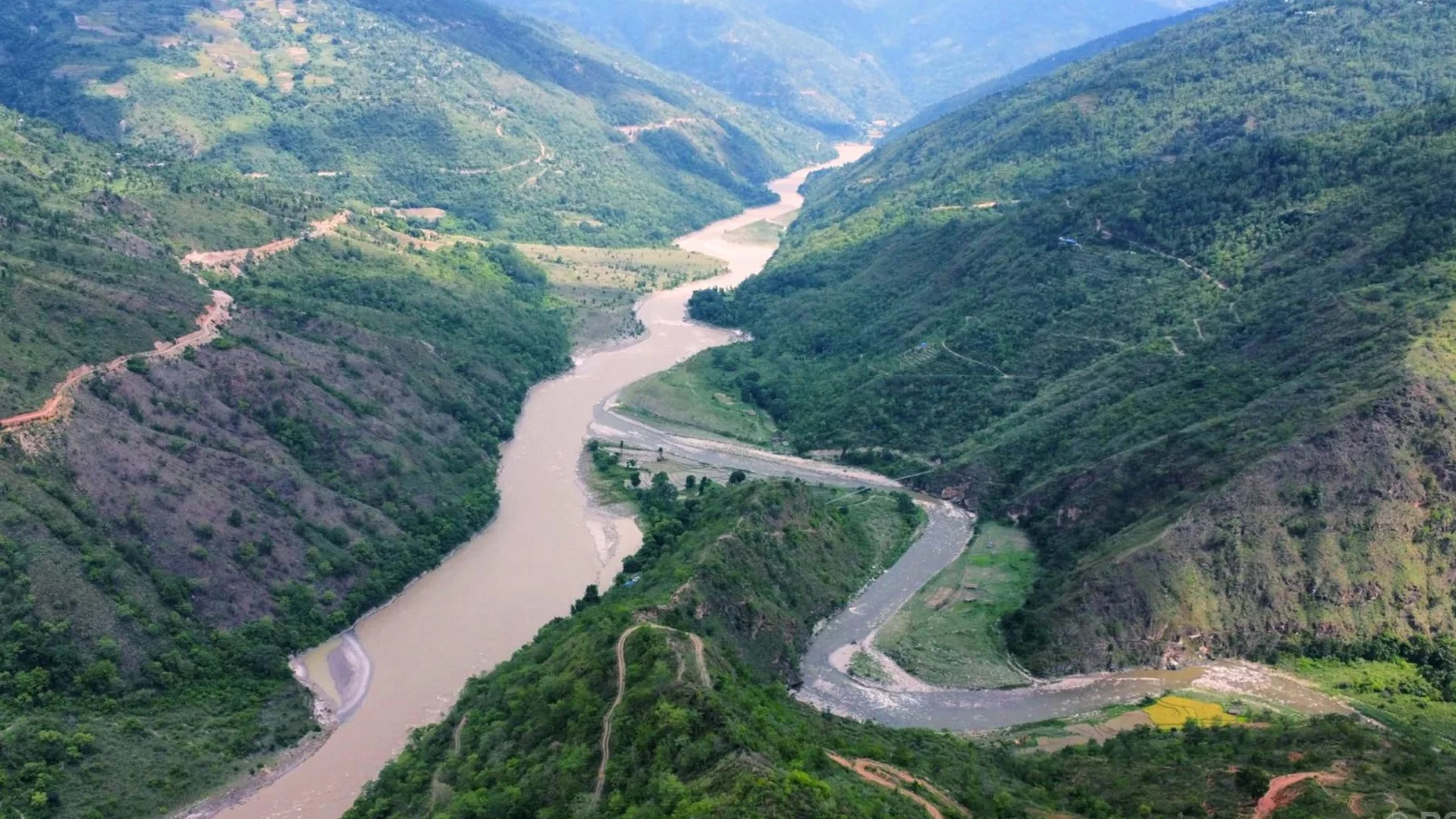 फत्तेपुर दोभानमा बेलिब्रिज निर्माण हुँदै
