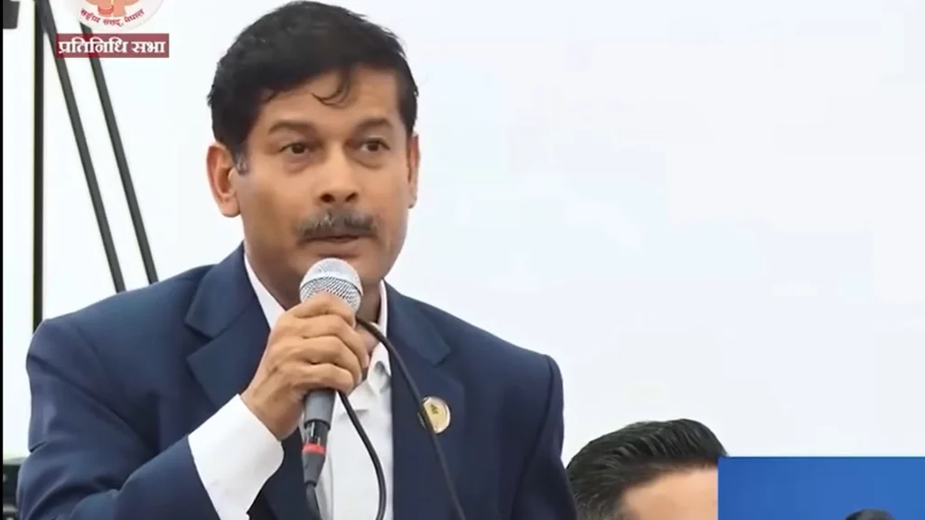 बाढी प्रभावित क्षेत्रमा एकैसाथ उत्खनन अभियान चलाउन सांसद श्रेष्ठको माग,