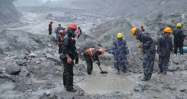 भोटेकोशी बाढीः एक हजार २५२ शव फेला