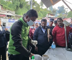 ताप्लेजुङ मासु तथा माछा पसलमा अनुगमन