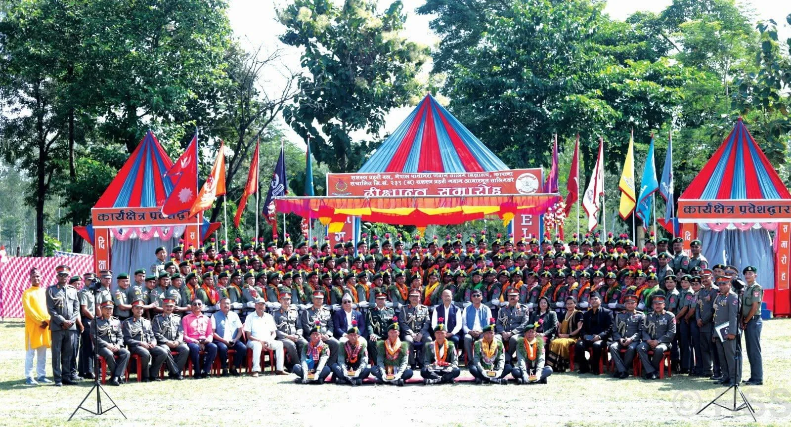एकैपटक एक हजार २९६ सशस्त्र प्रहरी जवान दीक्षित