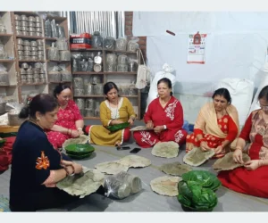 दुनाटपरी उद्योगले खोल्यो तानसेनका महिलालाई आम्दानीको बाटो