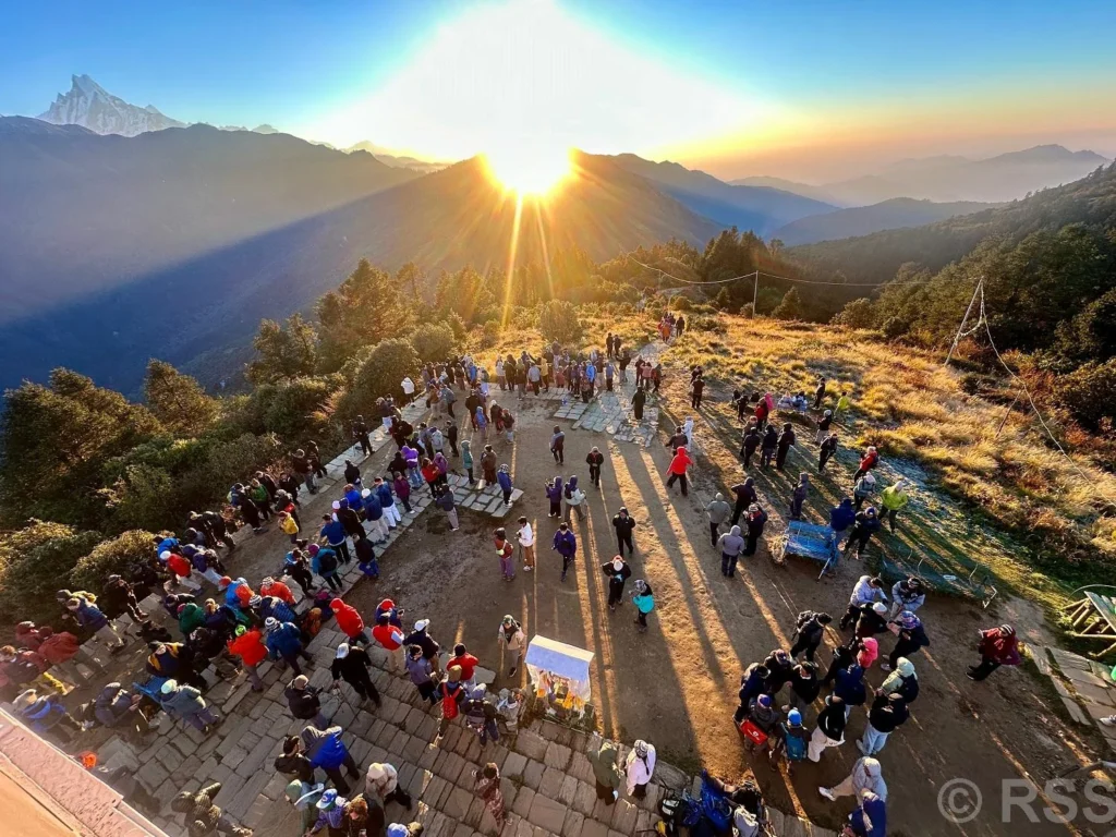 घोडेपानी–पुनहिल पर्यटकको रोजाइमा