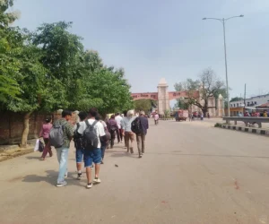 सीमापारी जाने उपभोक्ता घट्दै, नेपालगञ्जमा बढ्यो चहलपहल