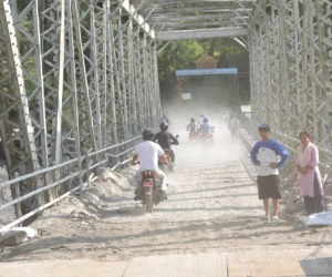 सेनाद्वारा आरुघाटस्थित बूढीगण्डकीमा ‘बेलिब्रिज’ जडान