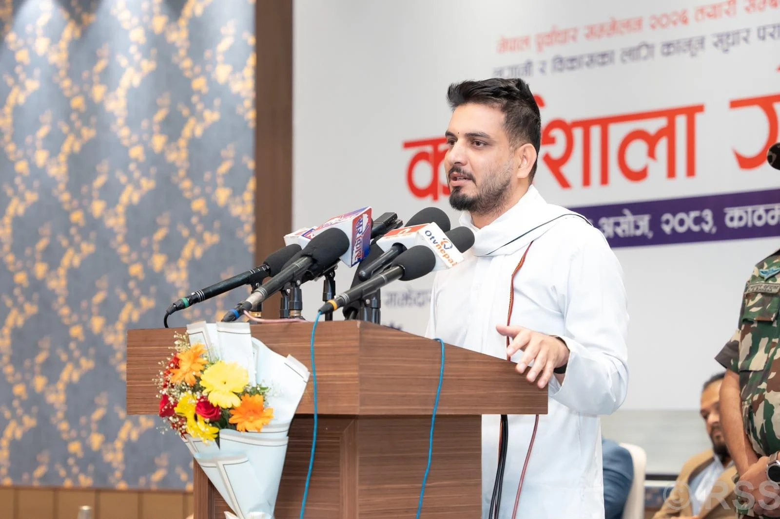 कानुन सुधारमार्फत विकास र लगानीको वातावरण निर्माण गर्छौं : मन्त्री लम्साल