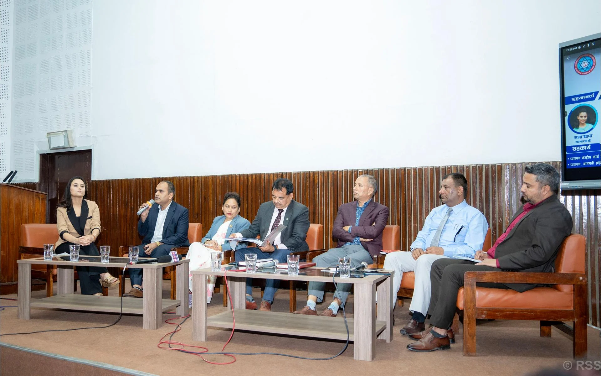 शिक्षा विधेयकमा निजी विद्यालयको लगानी सुरक्षाबारे बहस