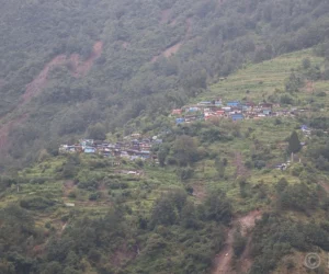 पाउद्वार गाउँ प्राकृतिक नाकाबन्दीमा