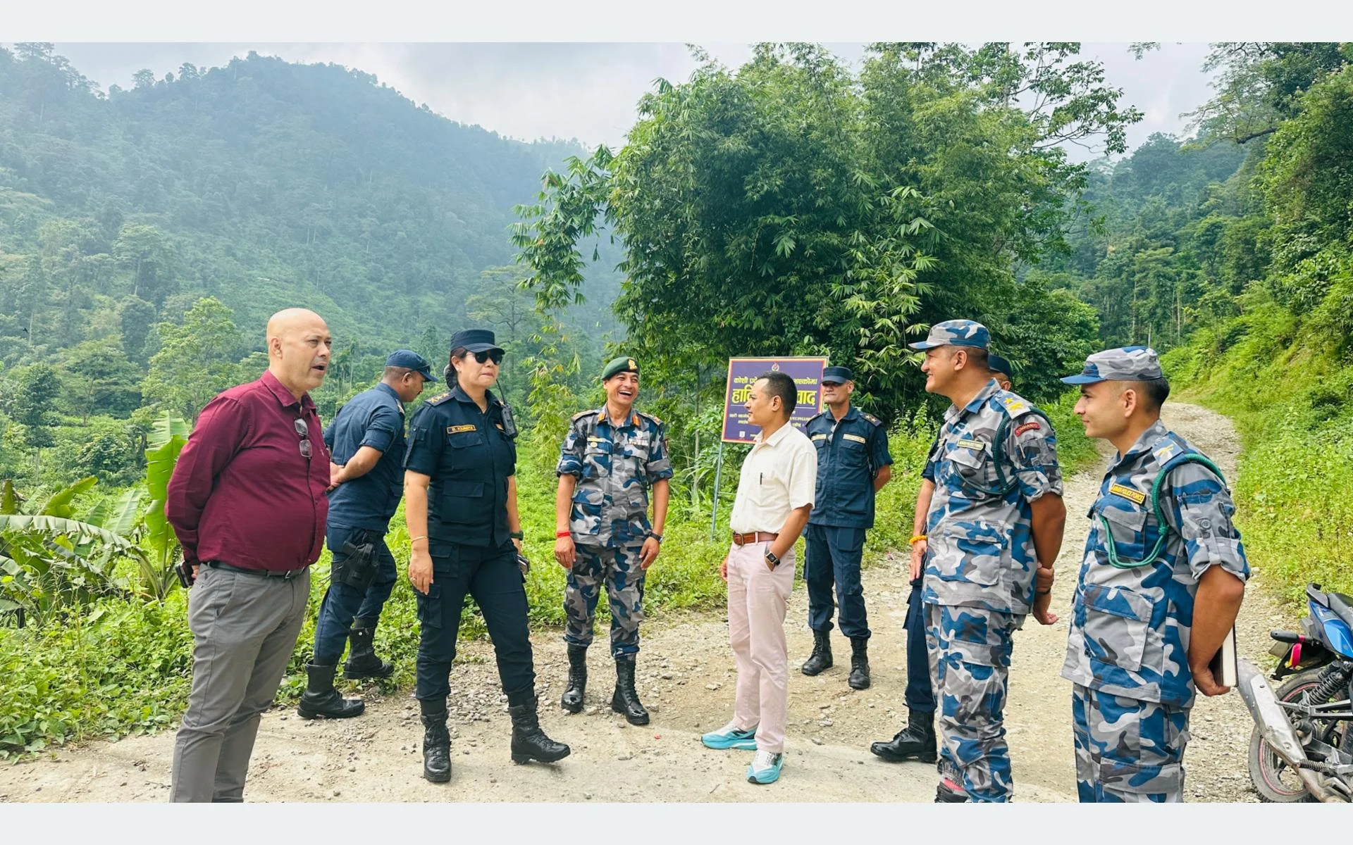 सीमा क्षेत्रमा सुरक्षा निगरानी बढाउँदै झापा प्रशासन