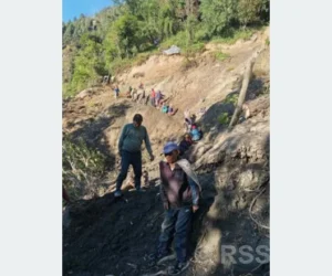 विपद्बाट क्षतिग्रस्त भौतिक संरचना पुनर्निर्माणका लागि श्रमदान
