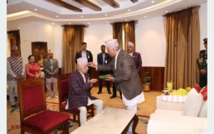राष्ट्रपतिबाट बडादसैँको टीका ग्रहण