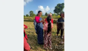 पर्वमा जनतासँग मन्त्री गौतम