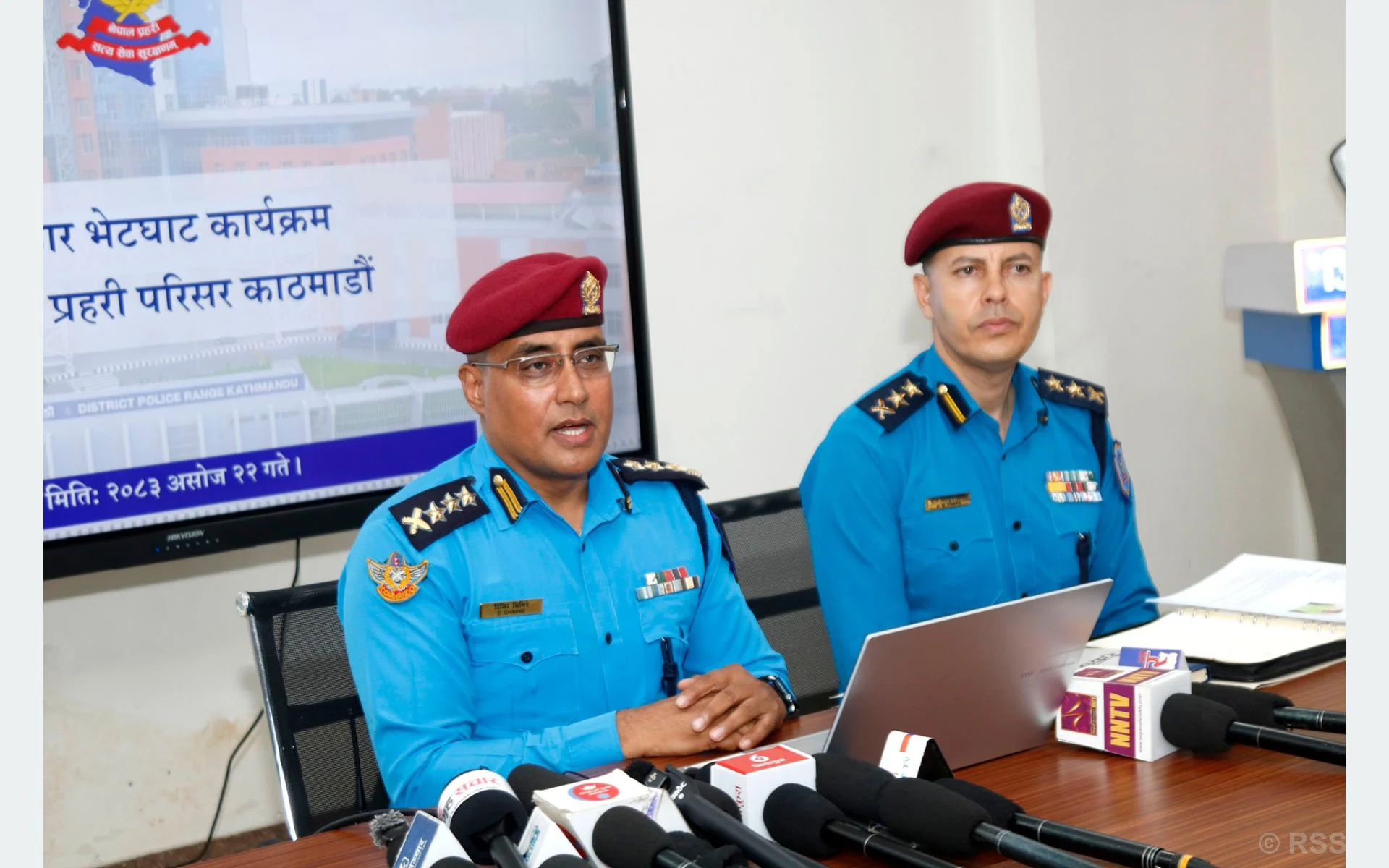 लुटपाटमा संलग्न आयन माझी समूहका तीन जना पक्राउ