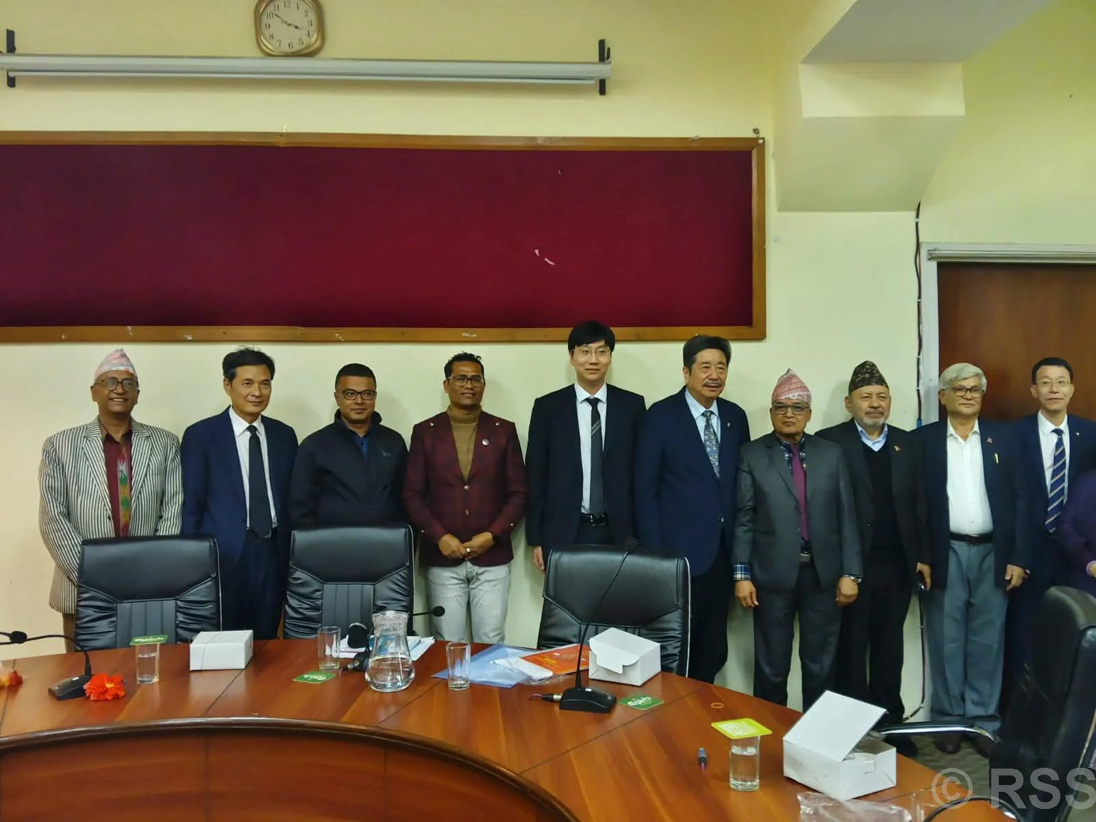 नेपाली र चिनियाँ साहित्यबीचको सम्बन्धबारे परिचर्चा