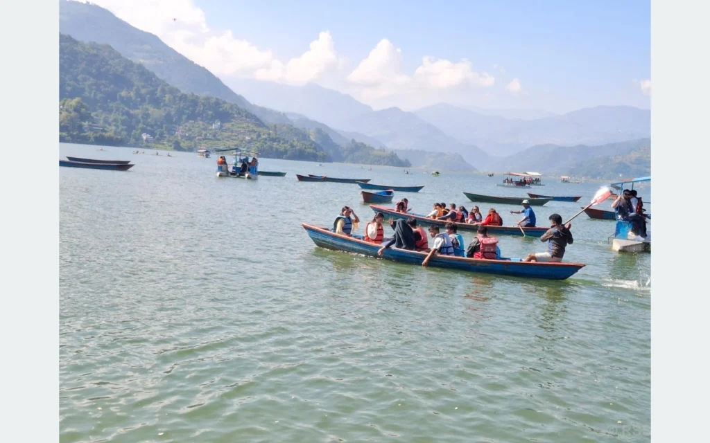 पोखरामा पर्यटकीय चहलपहल बढ्यो