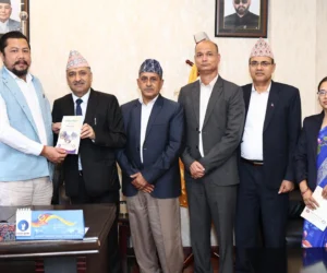 ऊर्जामन्त्रीद्वारा ऊर्जा प्रणाली विविधीकरण र लगानीमैत्री नियमनमा जोड