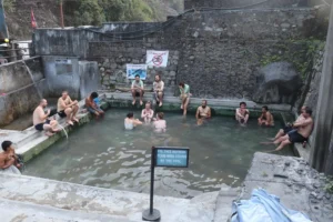 बेनी–जोमसोम सडक मर्मत गरिएपछि म्याग्दीमा पर्यटकको चहलपहल बढ्न थाल्यो