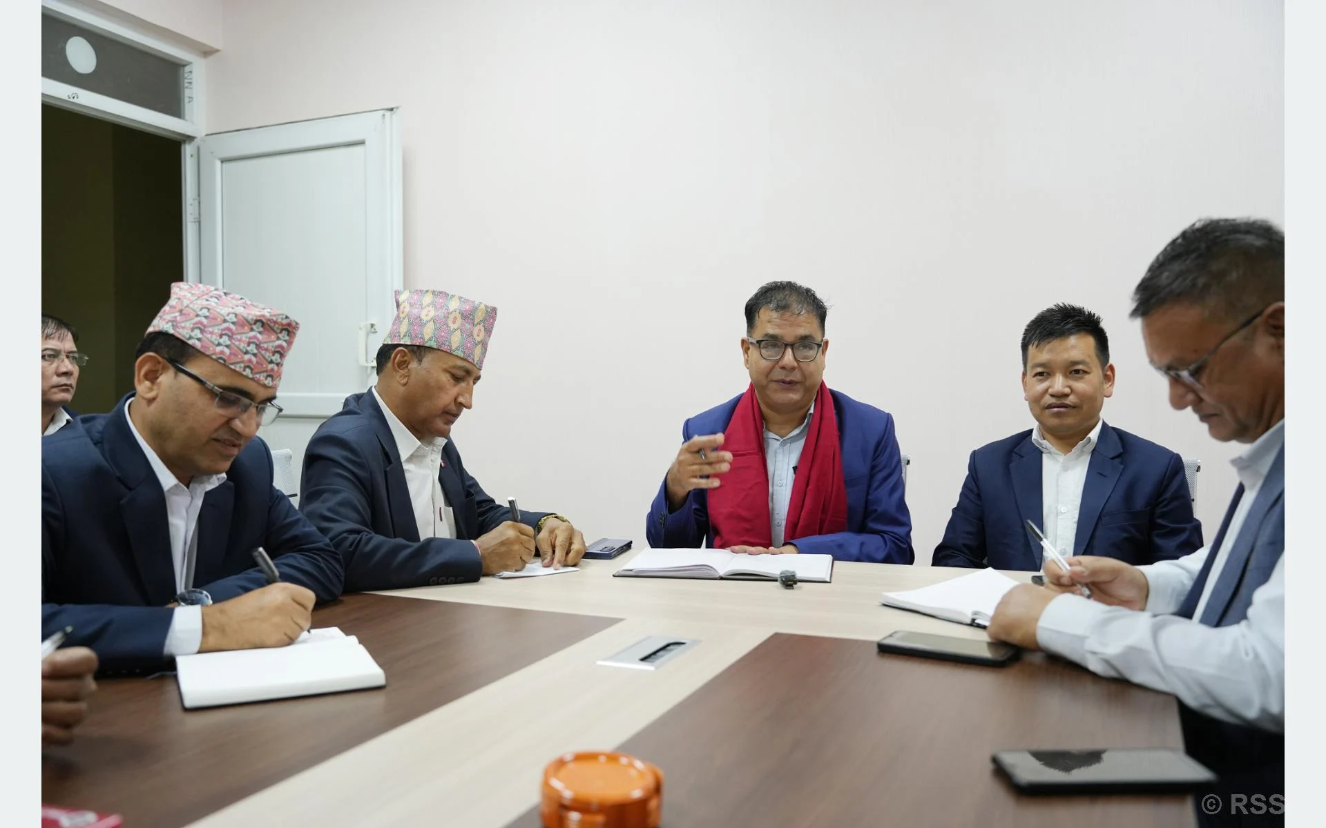 राससका नवनियुक्त अध्यक्ष कोइरालाद्वारा कार्यभार ग्रहण