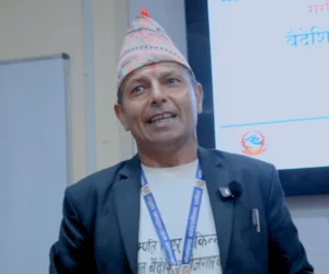 विदेशको भोगाइ, देशप्रतिको माया र वर्तमान अवस्थाको पीडा समेटिएको मार्मिक कविता