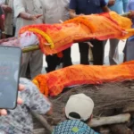 एक महिना मोबाइलको घण्टी कुरे, अन्ततः घाटमा पुग्यो खड्का दम्पतीको यात्रा
