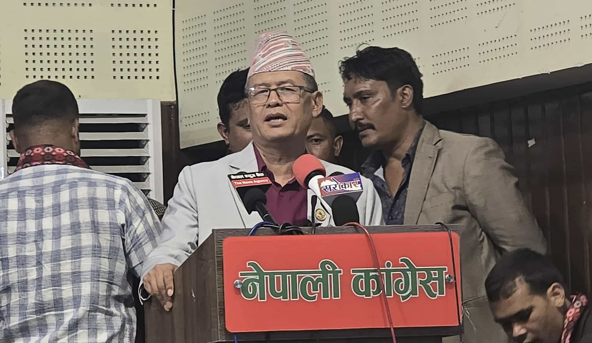 नेपाली राजनीतिमा अध्ययन हराउदै गएको छ : उपसभापति गुरुङ