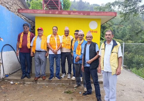 नेपाल रेडक्रस सोसाइटी काभ्रे द्वारा बेथानचोकका  २ बिद्यालयहरूलाई हातधुने धारा र शौचालय हस्तानतरण