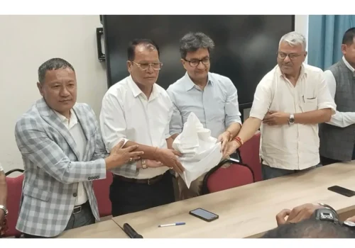 कांग्रेस काभ्रेद्वारा पार्टीको केन्द्रीय कोषलाई १७ लाख ६२ हजार हस्तान्तरण