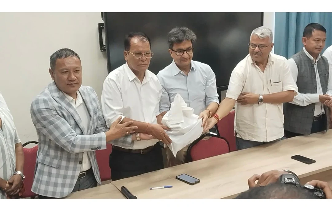कांग्रेस काभ्रेद्वारा पार्टीको केन्द्रीय कोषलाई १७ लाख ६२ हजार हस्तान्तरण